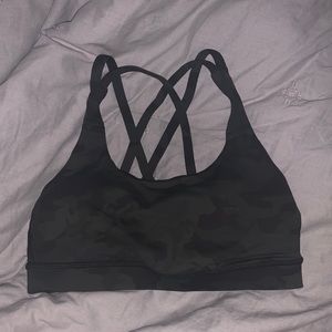 NWOT Camo lululemon sports bra